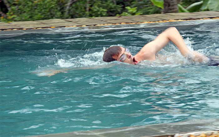 Lap pool, salt water, infinity pool